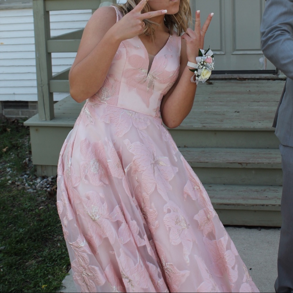 Sold....2018 Sherri Hill prom dress
